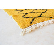 Handmade Moroccan Berber Carpet - Timeless Artisan Design 160x247 cm
