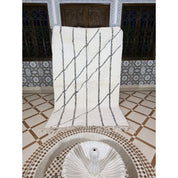 Luxury Handmade Beni Ouarain Rug - Timeless Artisan Design