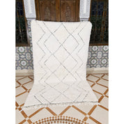 Luxury Handmade Beni Ouarain Rug in Authentic Wool Design