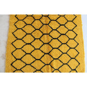 Handmade Moroccan Berber Carpet - Timeless Artisan Design 160x247 cm