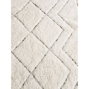 Luxury Handmade Beni Ouarain Rug in Authentic Wool Design