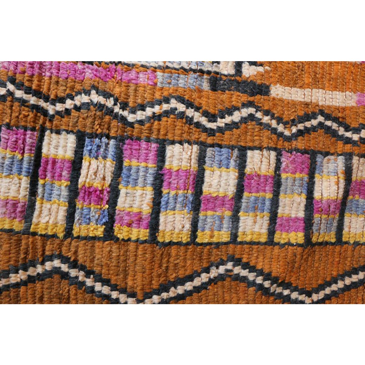 Timeless Artisan Crafted Luxury Wool Carpet in Natural Design