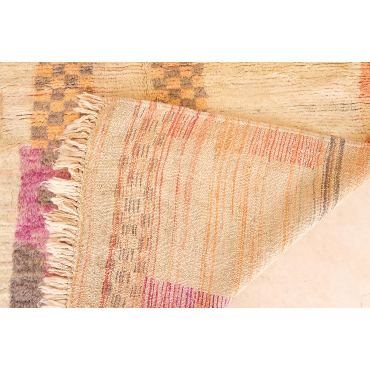 Timeless Handmade Moroccan Berber Carpet in Pure Wool 147x223 cm