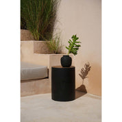 Timeless Artisan Crafted Black Peaky Vase with Luxury Design