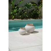 Timeless Artisan Vase - Premium Handmade Design in Concrete