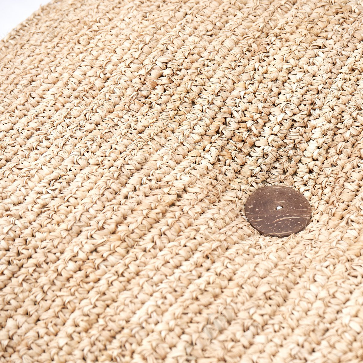 Padar raffia pouf