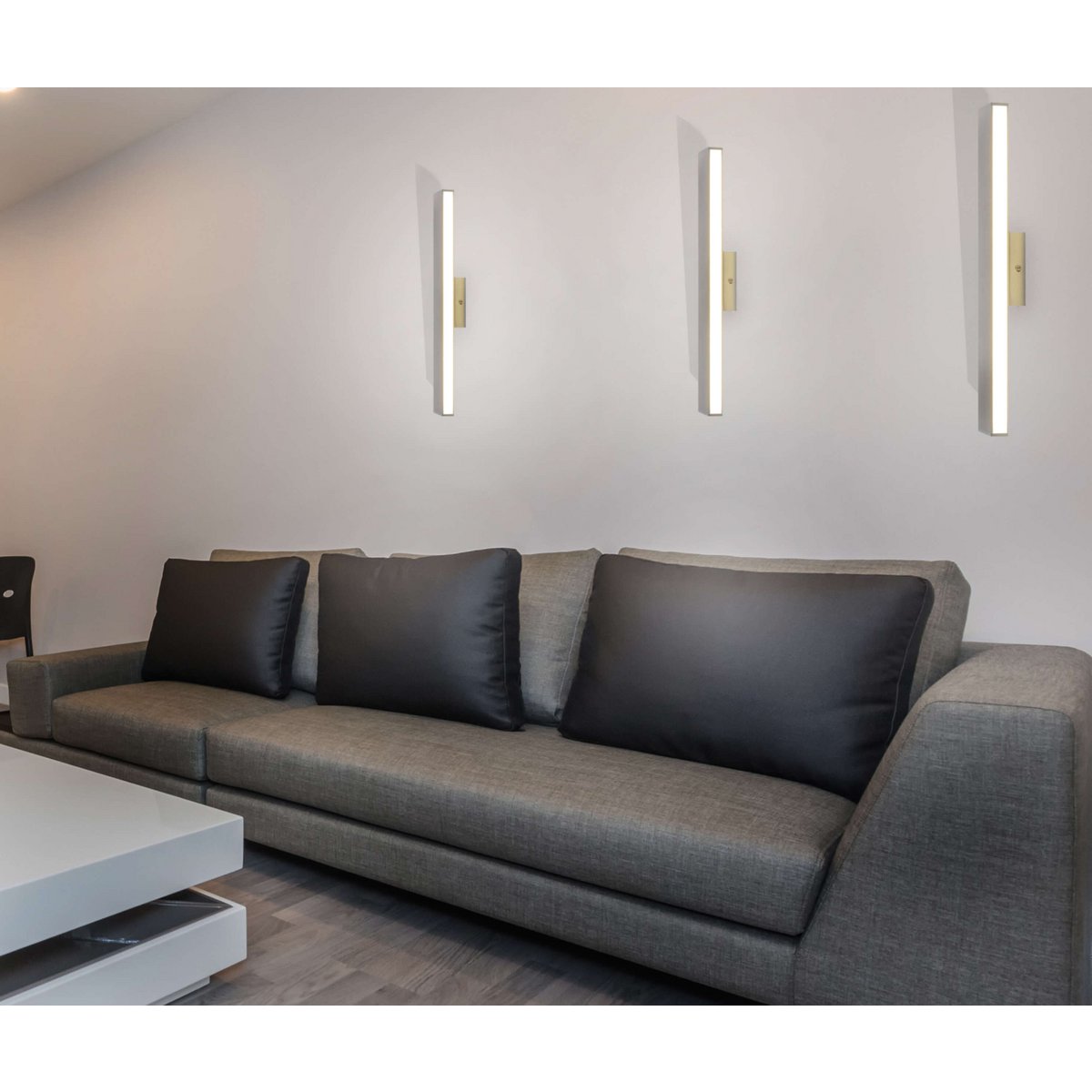Timeless Luxury LED Wall Lamp - Artisan Crafted Design, 45cm