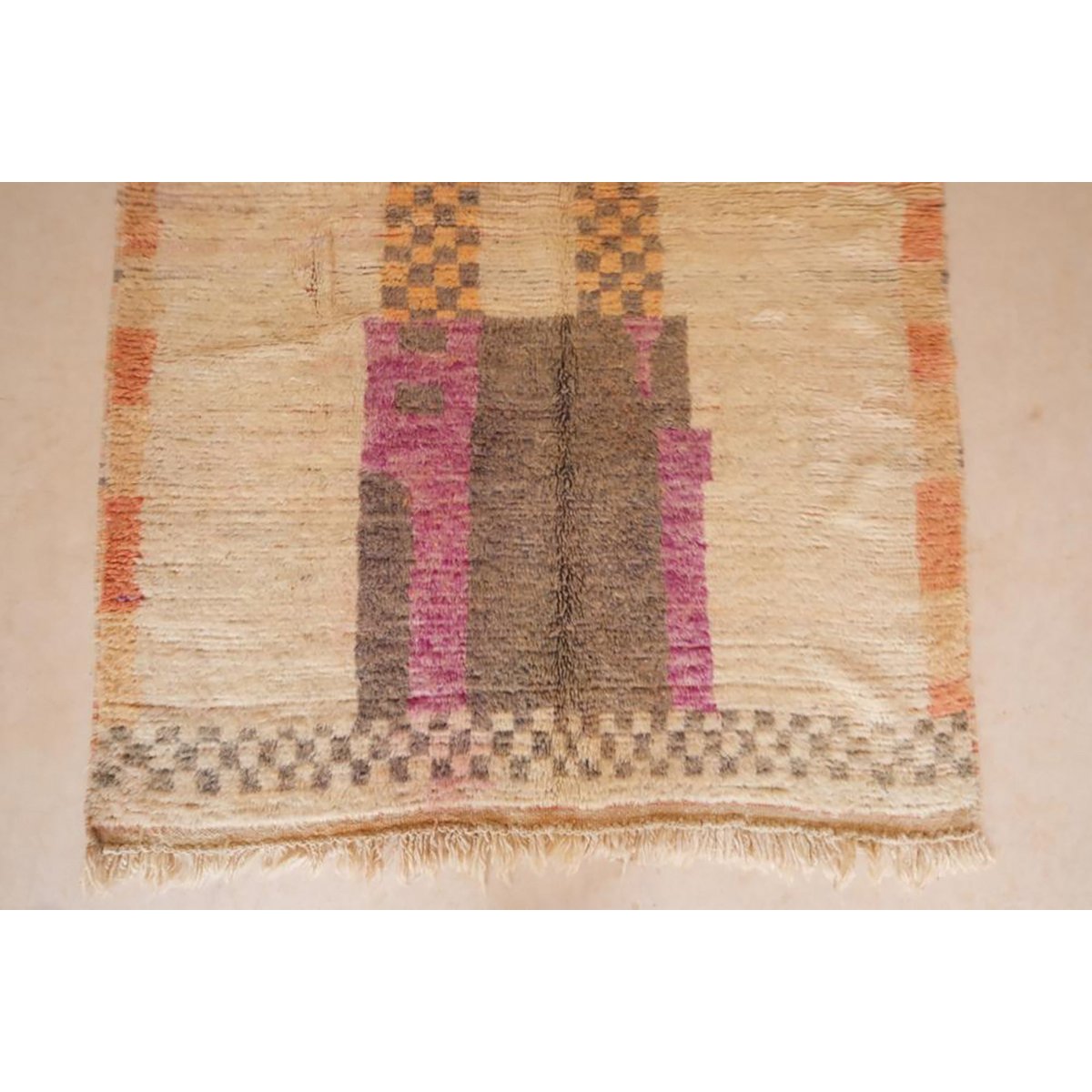 Timeless Handmade Moroccan Berber Carpet in Pure Wool 147x223 cm