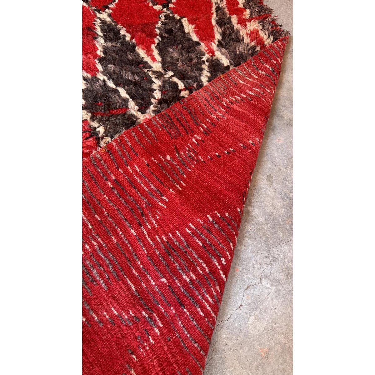 Handmade Moroccan Berber Carpet in Premium Wool, 200x336 cm
