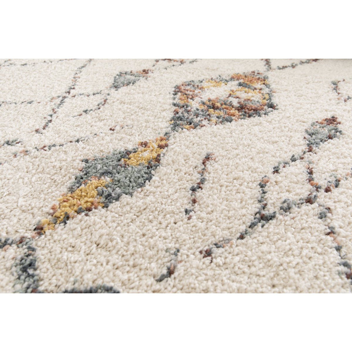 Luxury Handmade Artisan Shaggy Rug in Timeless Design