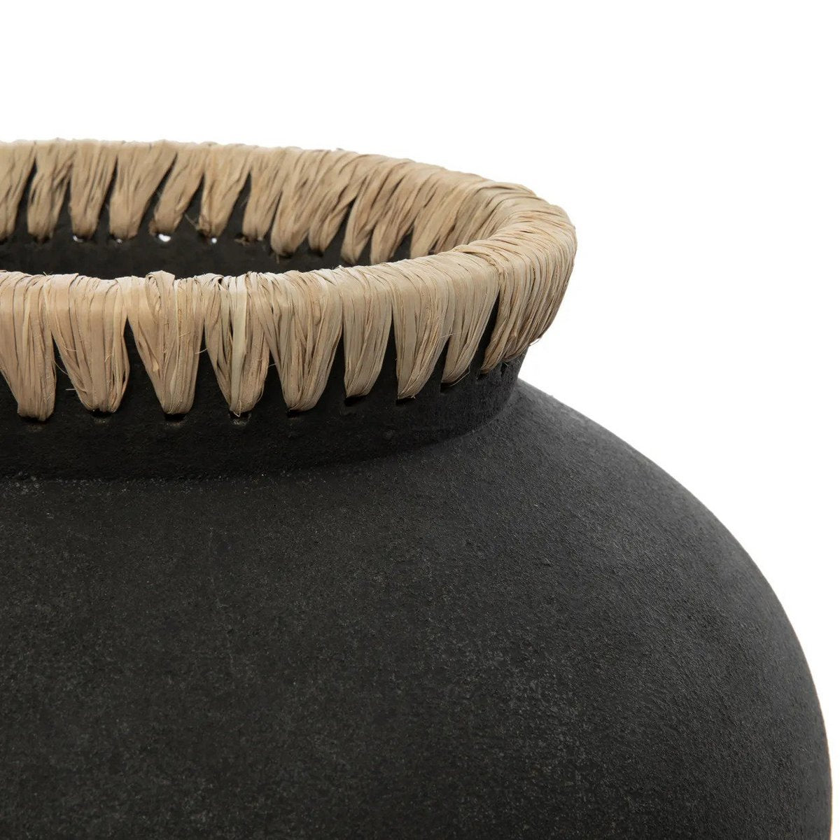 Timeless Handmade Artisan Vase in Premium Black Natural Design