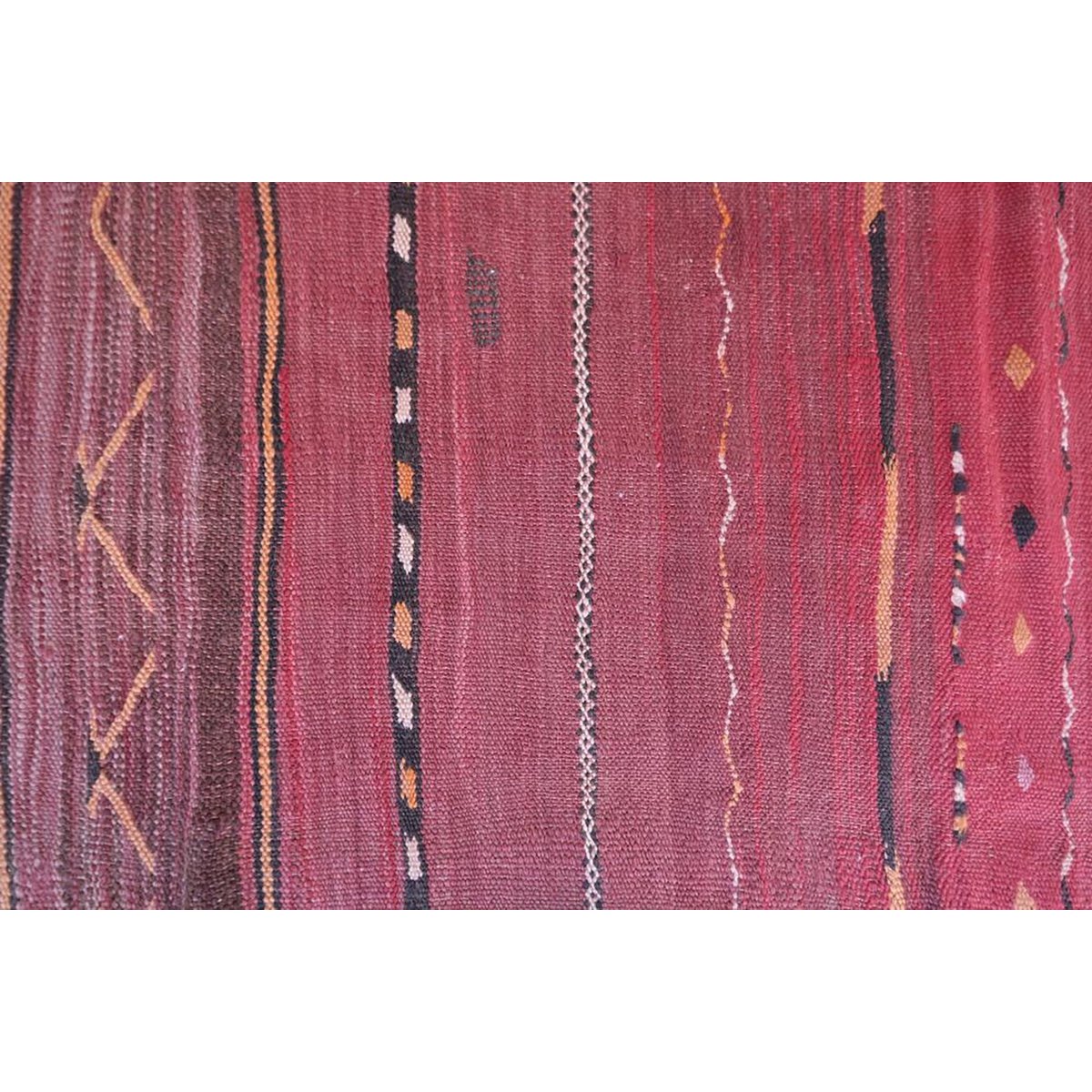 Luxury Handmade Artisan Moroccan Kilim Carpet in Wool 157x217 cm